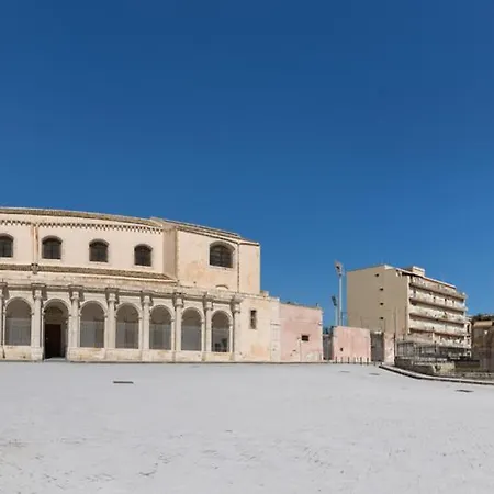 House Aury Apartman Szirakúza