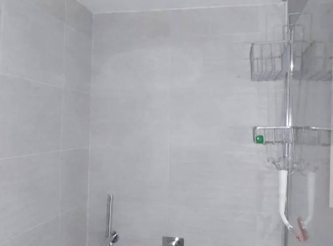 House Aury Szirakúza