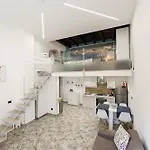 House Aury *