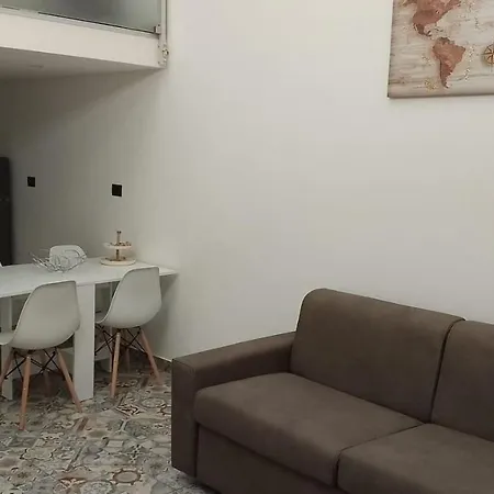 House Aury